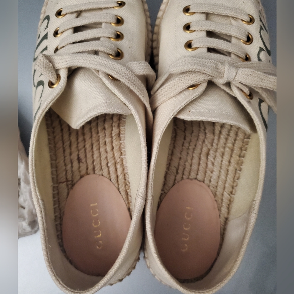 Gucci Sneakers - Picture 6 of 8